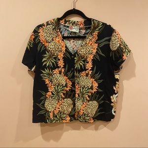 Hilo Hattie Cropped Hawaiian Button Up